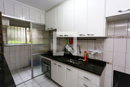 Apartamento para alugar com 55m², 2 quartos e 2 vagasCozinha