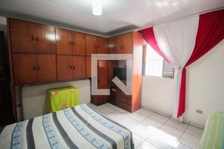 Quarto 2Quarto 2 de casa para alugar com 3 quartos, 230m² em Itaquera, São Paulo