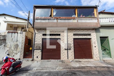 Casa para alugar com 50m², 1 quarto e sem vaga Casa para alugar com 50m², 1 quarto e sem vagaFachada