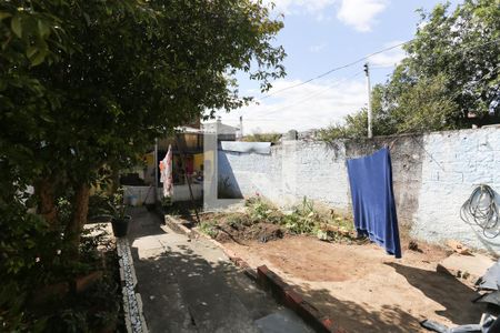 Casa à venda com 50m², 2 quartos e sem vagaQuintal