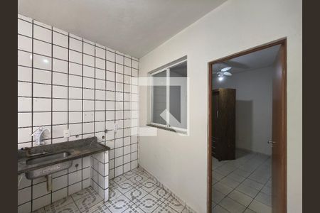 Cozinha de casa para alugar com 1 quarto, 30m² em Curicica, Rio de Janeiro