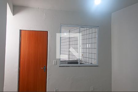 Quarto de casa para alugar com 1 quarto, 30m² em Curicica, Rio de Janeiro