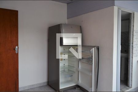 Cozinha de casa para alugar com 1 quarto, 25m² em Taquara, Rio de Janeiro