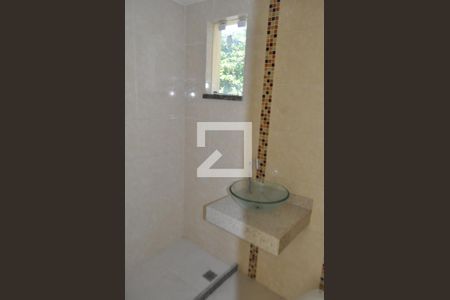 Casa para alugar com 250m², 4 quartos e 2 vagasBanheiro da Suíte