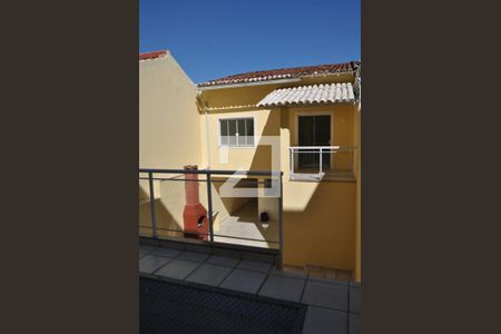 Casa para alugar com 250m², 4 quartos e 2 vagasFachada Traseira da Casa