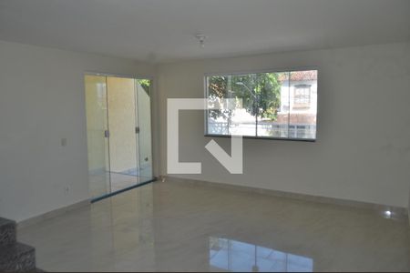 Casa para alugar com 250m², 4 quartos e 2 vagasSala 