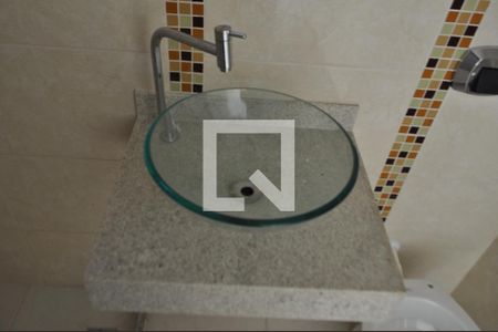 Casa para alugar com 250m², 4 quartos e 2 vagasBanheiro da Suíte