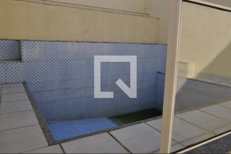 Casa para alugar com 250m², 4 quartos e 2 vagasPiscina