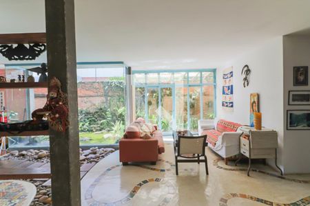 Sala de casa à venda com 4 quartos, 325m² em Butantã, São Paulo