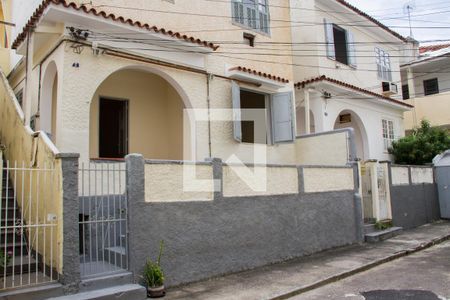 Casa para alugar com 75m², 2 quartos e 1 vagaFachada