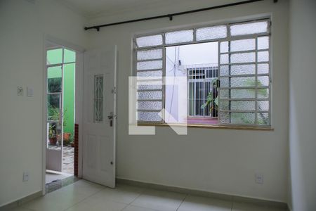 Sala de casa para alugar com 2 quartos, 110m² em Boqueirão, Santos