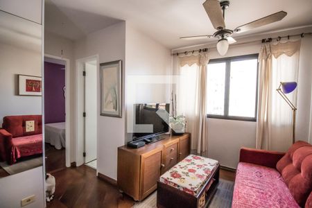 Sala  de apartamento para alugar com 2 quartos, 50m² em Bosque da Saúde, São Paulo
