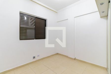 Quarto 1 de apartamento para alugar com 2 quartos, 70m² em Vila Campo Grande, São Paulo