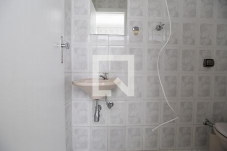 Casa à venda com 140m², 3 quartos e 2 vagasBanheiro de Serviço