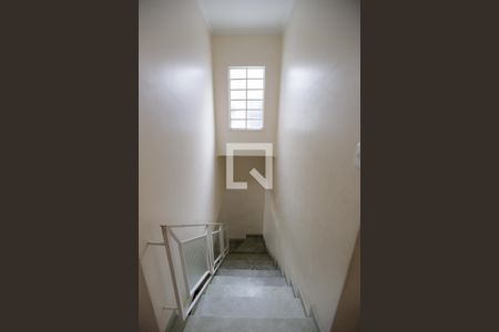 escada de casa à venda com 3 quartos, 140m² em Cidade Mãe do Céu, São Paulo