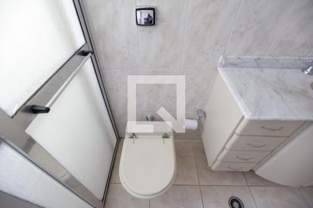 Casa à venda com 140m², 3 quartos e 2 vagasBanheiro