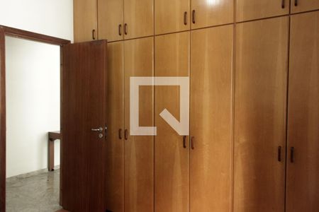 Quarto de apartamento para alugar com 1 quarto, 88m² em Gonzaga, Santos