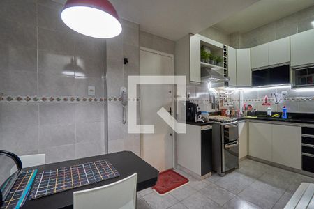 Apartamento à venda com 58m², 1 quarto e 1 vaga Apartamento à venda com 58m², 1 quarto e 1 vagaCozinha