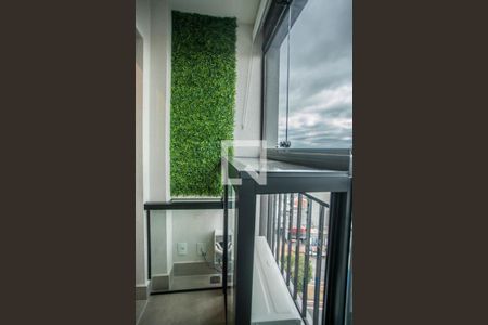 Varanda de kitnet/studio para alugar com 1 quarto, 28m² em Mirandópolis, São Paulo