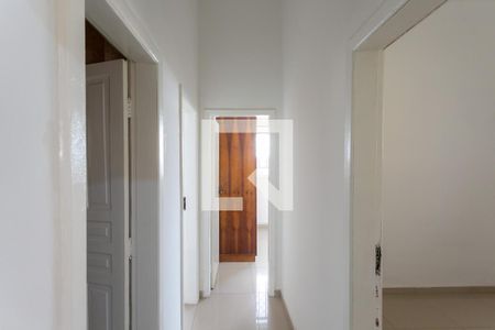 Corredor de apartamento para alugar com 3 quartos, 90m² em União, Belo Horizonte