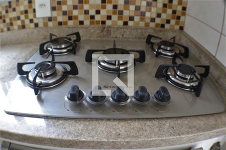 Apartamento à venda com 40m², 2 quartos e 1 vagaCozinha e Área de Serviço