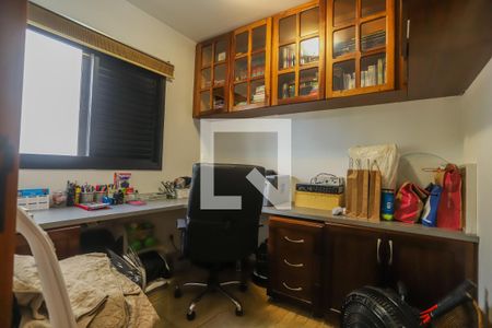 Apartamento à venda com 248m², 4 quartos e 3 vagasEscritório