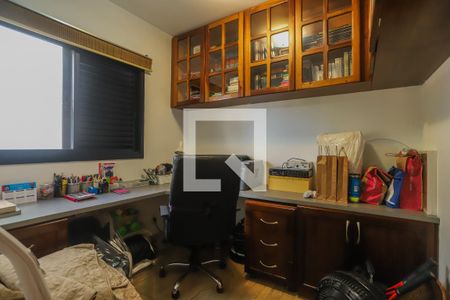 Apartamento à venda com 248m², 4 quartos e 3 vagasEscritório