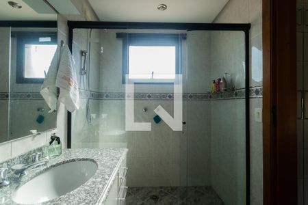 Apartamento à venda com 248m², 4 quartos e 3 vagasBanheiro do Quarto 2