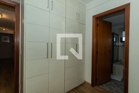 Apartamento à venda com 248m², 4 quartos e 3 vagasQuarto 4 - Suíte