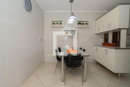 Apartamento à venda com 248m², 4 quartos e 3 vagasCopa