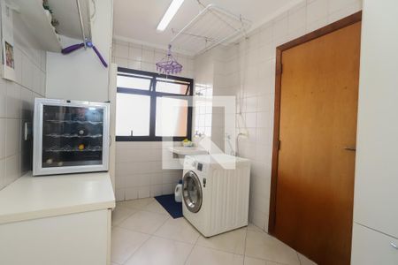 Apartamento à venda com 248m², 4 quartos e 3 vagasÁrea de ServiçoÁrea de Serviço