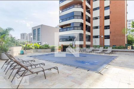 Apartamento à venda com 248m², 4 quartos e 3 vagasPiscina