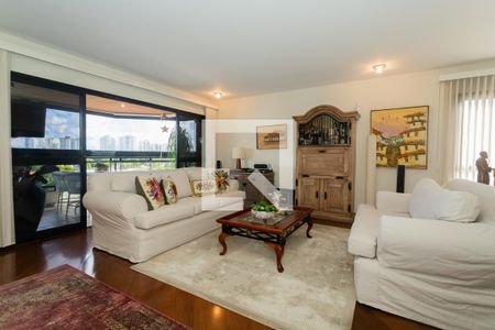 Apartamento à venda com 248m², 4 quartos e 3 vagasSala 2