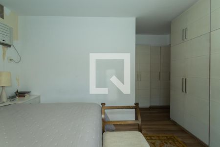 Apartamento à venda com 248m², 4 quartos e 3 vagasQuarto 4 - Suíte