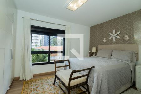 Apartamento à venda com 248m², 4 quartos e 3 vagasQuarto 4 - Suíte