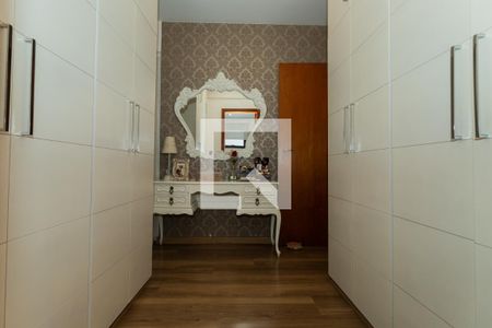 Apartamento à venda com 248m², 4 quartos e 3 vagasQuarto 4 - Suíte