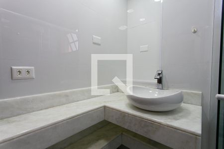 Casa à venda com 180m², 3 quartos e 1 vagaBanheiro da Suíte 3