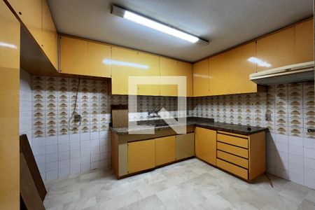 Apartamento para alugar com 240m², 4 quartos e 1 vagaCozinha