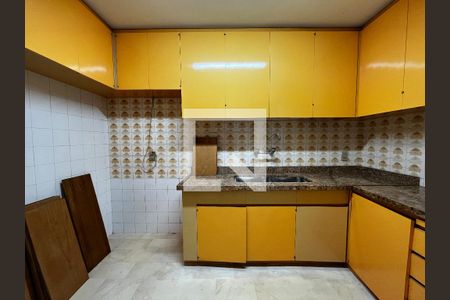Apartamento para alugar com 240m², 4 quartos e 1 vagaCozinha