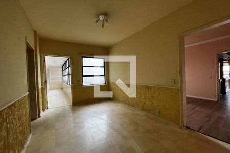 Apartamento para alugar com 240m², 4 quartos e 1 vagaCopa