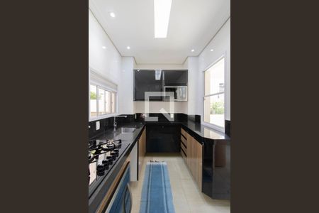 Apartamento para alugar com 151m², 3 quartos e 2 vagas Apartamento para alugar com 151m², 3 quartos e 2 vagasCozinha