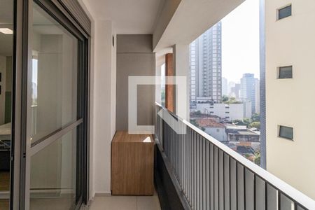 Studio à venda com 29m², 1 quarto e sem vaga Studio à venda com 29m², 1 quarto e sem vagaVaranda do Studio