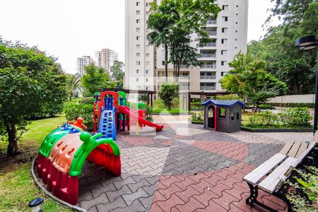 Apartamento à venda com 95m², 2 quartos e 2 vagasÁrea Comum - Playground