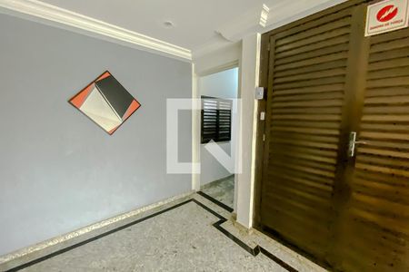 Apartamento à venda com 75m², 2 quartos e 1 vaga Apartamento à venda com 75m², 2 quartos e 1 vagaÁrea comum