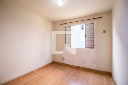 Quarto 1 de apartamento para alugar com 2 quartos, 48m² em Jardim Itamarati, Poá
