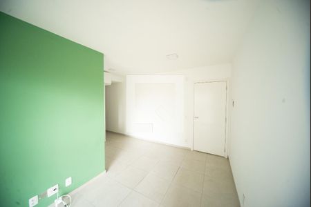 Sala de apartamento para alugar com 2 quartos, 47m² em Parque São Lourenço, São Paulo