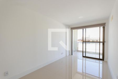 Sala de apartamento para alugar com 2 quartos, 60m² em Freguesia de Jacarepaguá, Rio de Janeiro