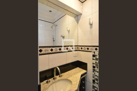 Banheiro de apartamento à venda com 2 quartos, 75m² em Vila Matilde, São Paulo