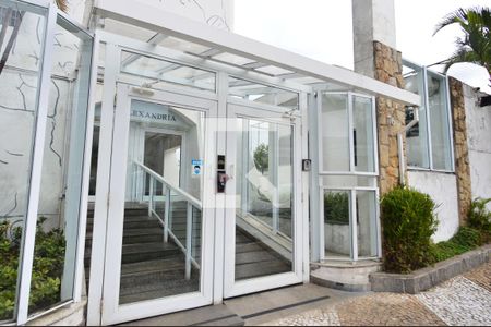 Apartamento à venda com 75m², 2 quartos e 1 vagaFachada