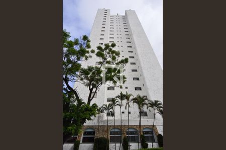 Apartamento à venda com 75m², 2 quartos e 1 vagaFachada